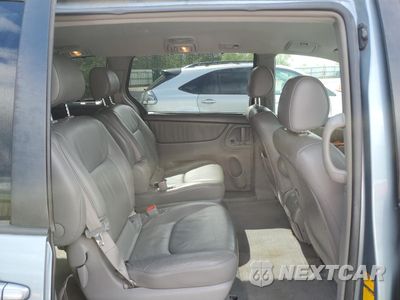 Zdjęcie 11 z 15 samochodu: 2006 TOYOTA SIENNA XLE VIN:5TDBA22C86S067055 - miniatura