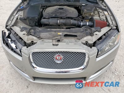 Zdjęcie 11 z 14 samochodu: 2014 JAGUAR XF VIN:SAJWA0ES3EPU09854 - miniatura