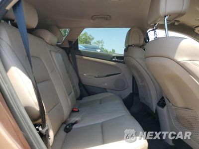 Zdjęcie 21 z 26 samochodu: 2017 HYUNDAI TUCSON LIMITED VIN:KM8J33A40HU511657 - miniatura