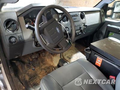 Zdjęcie 8 z 12 samochodu: 2013 FORD F250 SUPER DUTY VIN:1FTBF2B64DEA76429 - miniatura