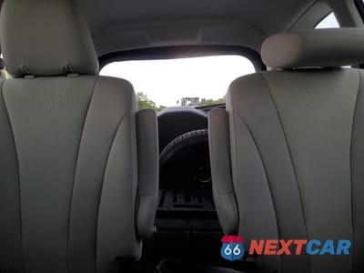 Zdjęcie 10 z 15 samochodu: 2013 MAZDA 5 VIN:JM1CW2BL7D0150238 - miniatura