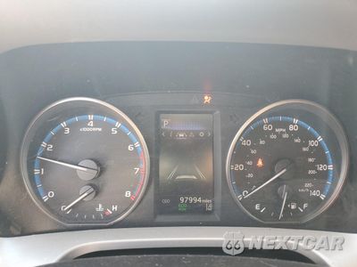 Zdjęcie 9 z 13 samochodu: 2018 TOYOTA RAV4 ADVENTURE VIN:2T3RFREV8JW791602 - miniatura