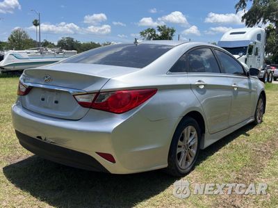 Czwarte zdjęcie samochodu z boku: 2014 HYUNDAI SONATA GLS VIN:5NPEB4AC5EH849082 - miniatura