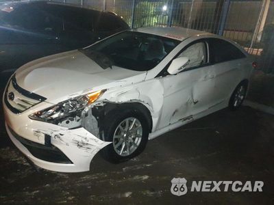 2014 HYUNDAI SONATA GLS 5NPEB4AC0EH893135 - główne zdjęcie licytacji z USA - miniatura