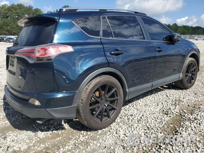 Trzecie zdjęcie samochodu z tyłu: 2017 TOYOTA RAV4 LE VIN:JTMZFREV5HJ128786 - miniatura
