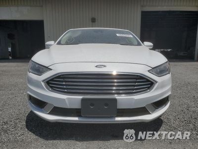 Piąte zdjęcie samochodu w środku: 2018 FORD FUSION SE HYBRID VIN:3FA6P0LU2JR171733 - miniatura