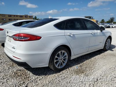 Trzecie zdjęcie samochodu z tyłu: 2019 FORD FUSION SE VIN:3FA6P0LU3KR184055 - miniatura