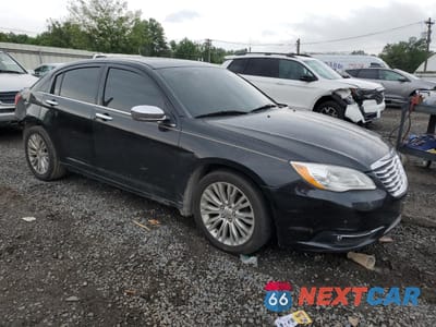 Czwarte zdjęcie samochodu z boku: 2012 CHRYSLER 200 LIMITED VIN:1C3CCBCG6CN206055 - miniatura