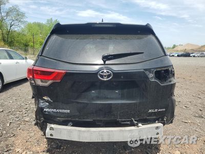 Zdjęcie 6 z 13 samochodu: 2018 TOYOTA HIGHLANDER SE VIN:5TDJZRFH6JS888005 - miniatura