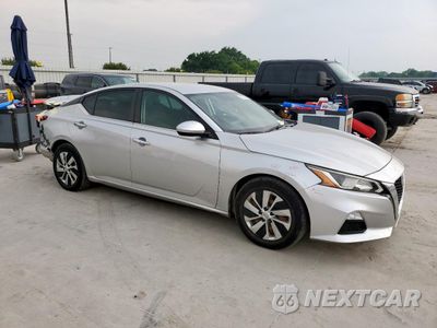 Czwarte zdjęcie samochodu z boku: 2019 NISSAN ALTIMA S VIN:1N4BL4BV1KC152666 - miniatura