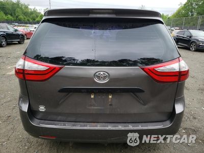 Zdjęcie 6 z 15 samochodu: 2017 TOYOTA SIENNA VIN:5TDZZ3DC1HS828120 - miniatura