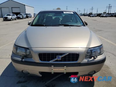 Piąte zdjęcie samochodu w środku: 2004 VOLVO S60 2.5T VIN:YV1RH59H942351810 - miniatura