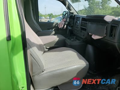 Zdjęcie 11 z 13 samochodu: 2023 CHEVROLET EXPRESS G3500 VIN:1GB0GRF72P1122260 - miniatura