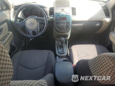 Zdjęcie 8 z 12 samochodu: 2011 KIA SOUL + VIN:KNDJT2A29A7035328 - miniatura