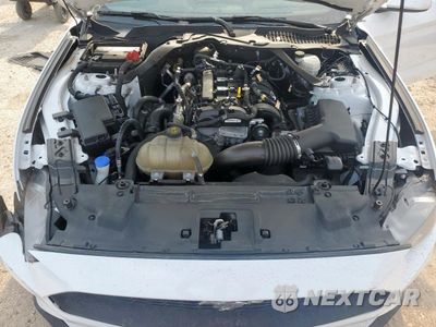 Zdjęcie 11 z 13 samochodu: 2022 FORD MUSTANG VIN:1FATP8UH0N5101000 - miniatura