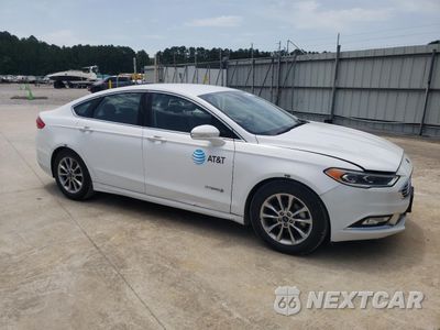 Czwarte zdjęcie samochodu z boku: 2017 FORD FUSION SE HYBRID VIN:3FA6P0LU0HR409251 - miniatura