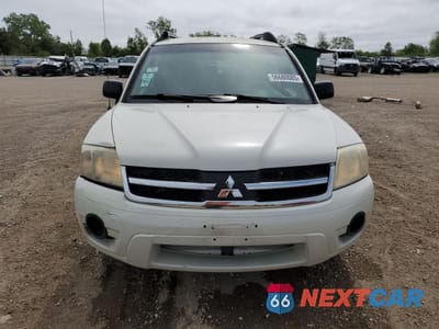 Piąte zdjęcie samochodu w środku: 2007 MITSUBISHI ENDEAVOR LS VIN:4A4MN21S57E077015 - miniatura