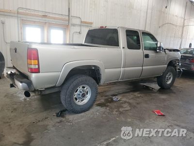 Trzecie zdjęcie samochodu z tyłu: 2004 GMC SIERRA K2500 HEAVY DUTY VIN:1GTHK29294E396838 - miniatura