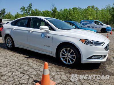 Czwarte zdjęcie samochodu z boku: 2017 FORD FUSION SE HYBRID VIN:3FA6P0LU5HR409715 - miniatura