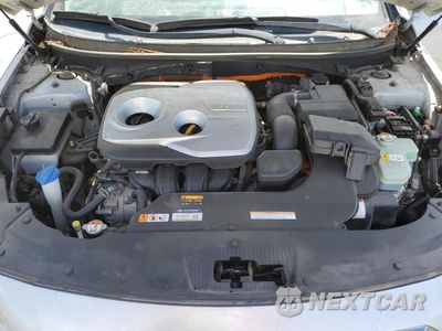 Zdjęcie 11 z 12 samochodu: 2016 HYUNDAI SONATA HYBRID VIN:KMHE24L11GA040275 - miniatura