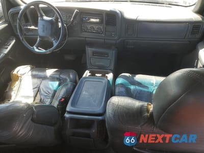 Zdjęcie 8 z 14 samochodu: 1999 GMC NEW SIERRA C1500 VIN:2GTEC19T9X1529493 - miniatura