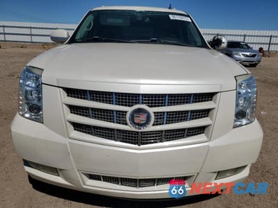 Piąte zdjęcie samochodu w środku: 2012 CADILLAC ESCALADE ESV PREMIUM VIN:1GYS4JEF4CR317922 - miniatura