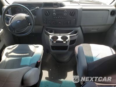 Zdjęcie 8 z 13 samochodu: 2011 FORD ECONOLINE E350 SUPER DUTY WAGON VIN:1FBSS3BL1BDA11259 - miniatura
