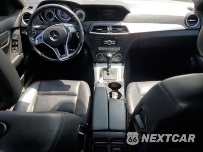 Zdjęcie 8 z 12 samochodu: 2013 MERCEDES-BENZ C 250 VIN:WDDGF4HB3DA793682 - miniatura