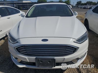 Piąte zdjęcie samochodu w środku: 2017 FORD FUSION SE HYBRID VIN:3FA6P0LU9HR408891 - miniatura