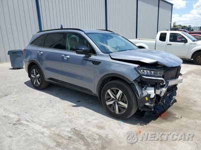 Czwarte zdjęcie samochodu z boku: 2022 KIA SORENTO S VIN:5XYRL4LC9NG081898 - miniatura