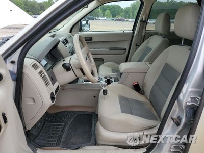 Zdjęcie 7 z 12 samochodu: 2008 FORD ESCAPE XLT VIN:1FMCU03Z58KA35303 - miniatura