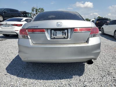 Zdjęcie 6 z 13 samochodu: 2011 HONDA ACCORD LXP VIN:1HGCP2F49BA003251 - miniatura
