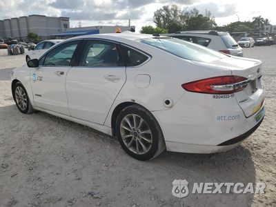 Drugie zdjęcie samochodu z przodu: 2017 FORD FUSION SE HYBRID VIN:3FA6P0LU5HR409472 - miniatura