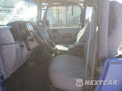 Zdjęcie 7 z 12 samochodu: 1997 JEEP WRANGLER / TJ SE VIN:1J4FY29P7VP459694 - miniatura