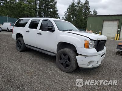 Czwarte zdjęcie samochodu z boku: 2007 CHEVROLET SUBURBAN K2500 VIN:3GNGK26K77G135583 - miniatura