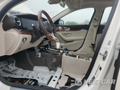 Zdjęcie 7 z 12 samochodu: 2020 MERCEDES-BENZ E 350 VIN:WDDZF8DBXLA748839 - miniatura