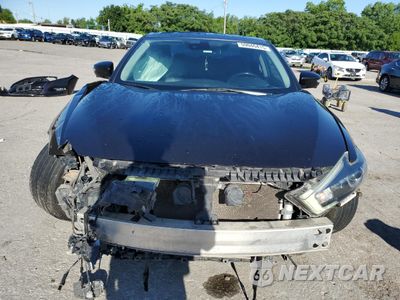 Piąte zdjęcie samochodu w środku: 2016 NISSAN MAXIMA 3.5S VIN:1N4AA6AP1GC401586 - miniatura
