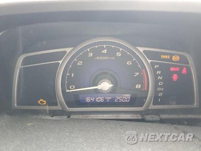 Zdjęcie 9 z 12 samochodu: 2010 HONDA CIVIC LX VIN:19XFA1F59AE006114 - miniatura