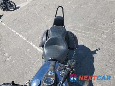 Piąte zdjęcie samochodu w środku: 2016 HARLEY-DAVIDSON FXDB DYNA STREET BOB VIN:1HD1GXM35GC326266 - miniatura