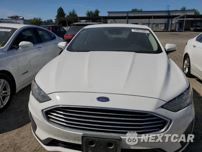 Piąte zdjęcie samochodu w środku: 2019 FORD FUSION SE VIN:3FA6P0LU2KR184063 - miniatura