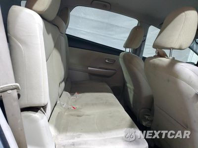 Zdjęcie 10 z 12 samochodu: 2012 TOYOTA PRIUS V VIN:JTDZN3EU6C3123455 - miniatura