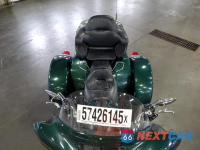 Piąte zdjęcie samochodu w środku: 2016 HARLEY-DAVIDSON FLHTCUTG TRI GLIDE ULTRA VIN:1HD1MAL17GB861451 - miniatura
