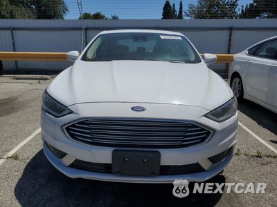 Piąte zdjęcie samochodu w środku: 2018 FORD FUSION SE HYBRID VIN:3FA6P0LU7JR278731 - miniatura