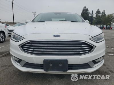 Piąte zdjęcie samochodu w środku: 2017 FORD FUSION SE HYBRID VIN:3FA6P0LU0HR409346 - miniatura