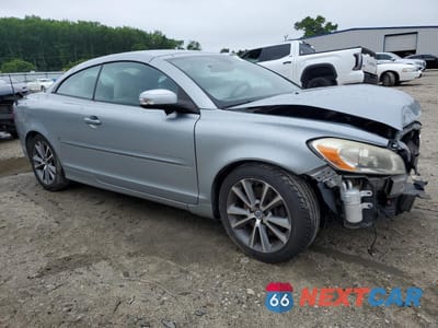 Czwarte zdjęcie samochodu z boku: 2011 VOLVO C70 T5 VIN:YV1672MC8BJ116589 - miniatura