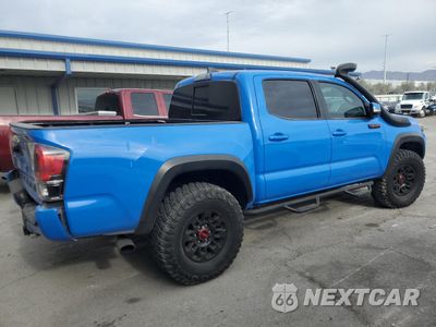Trzecie zdjęcie samochodu z tyłu: 2019 TOYOTA TACOMA DOUBLE CAB VIN:5TFCZ5ANXKX168751 - miniatura