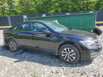 Czwarte zdjęcie samochodu z boku: 2023 VOLKSWAGEN JETTA S VIN:3VW5M7BU8PM052239 - miniatura