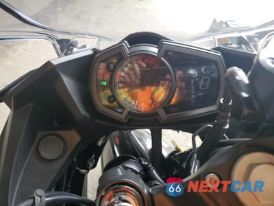 Zdjęcie 7 z 10 samochodu: 2019 KAWASAKI EX400 VIN:JKAEXKG12KDA30105 - miniatura