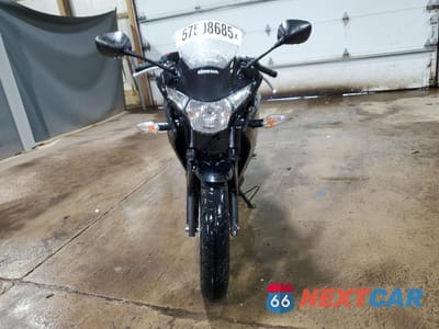 Drugie zdjęcie samochodu z przodu: 2011 HONDA CBR250 R VIN:MLHMC4115B5004152 - miniatura