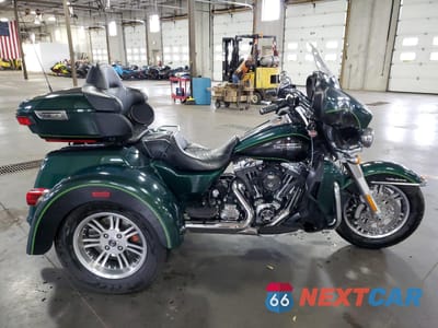2016 HARLEY-DAVIDSON FLHTCUTG TRI GLIDE ULTRA 1HD1MAL17GB861451 - główne zdjęcie licytacji z USA - miniatura